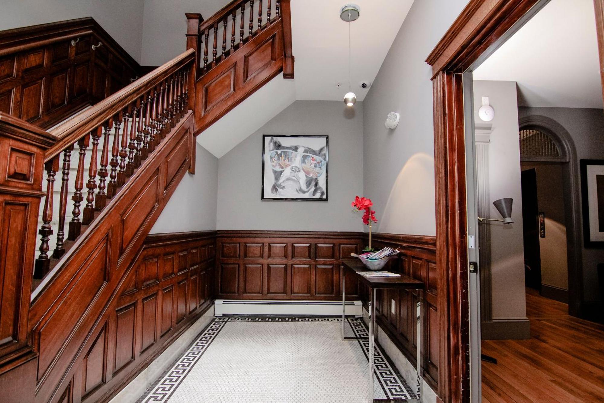 A Stylish Stay W/ A Queen Bed, Heated Floors.. #14 Brookline Kültér fotó
