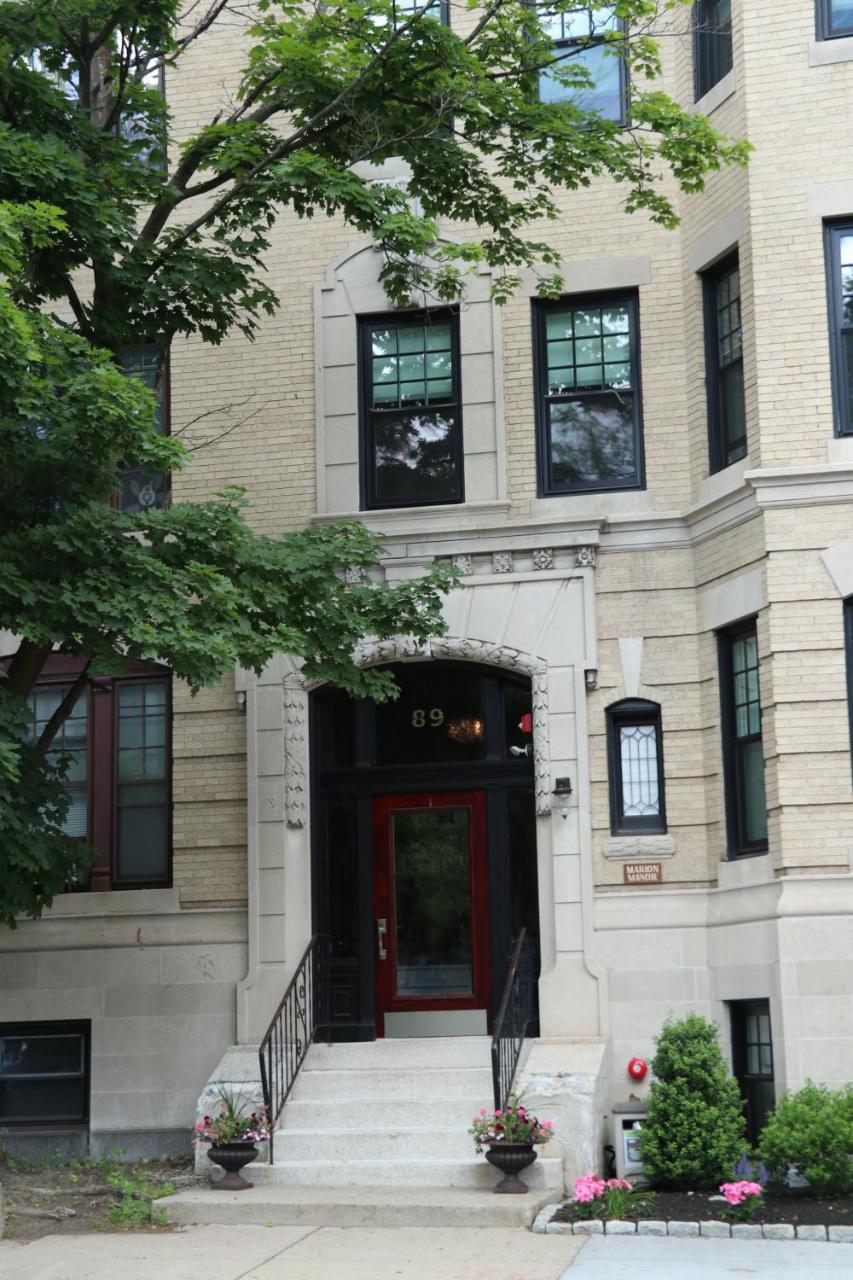 A Stylish Stay W/ A Queen Bed, Heated Floors.. #14 Brookline Kültér fotó