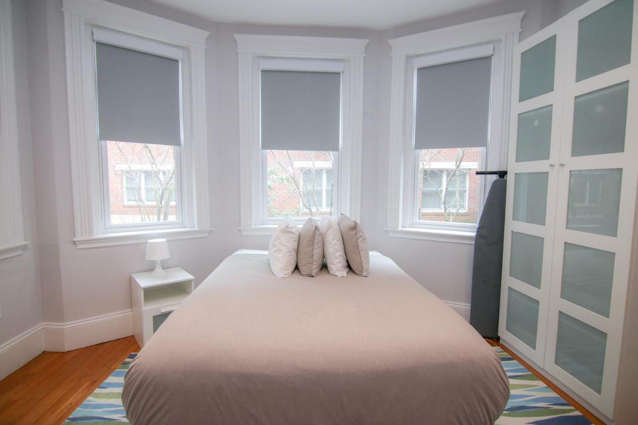 A Stylish Stay W/ A Queen Bed, Heated Floors.. #14 Brookline Kültér fotó