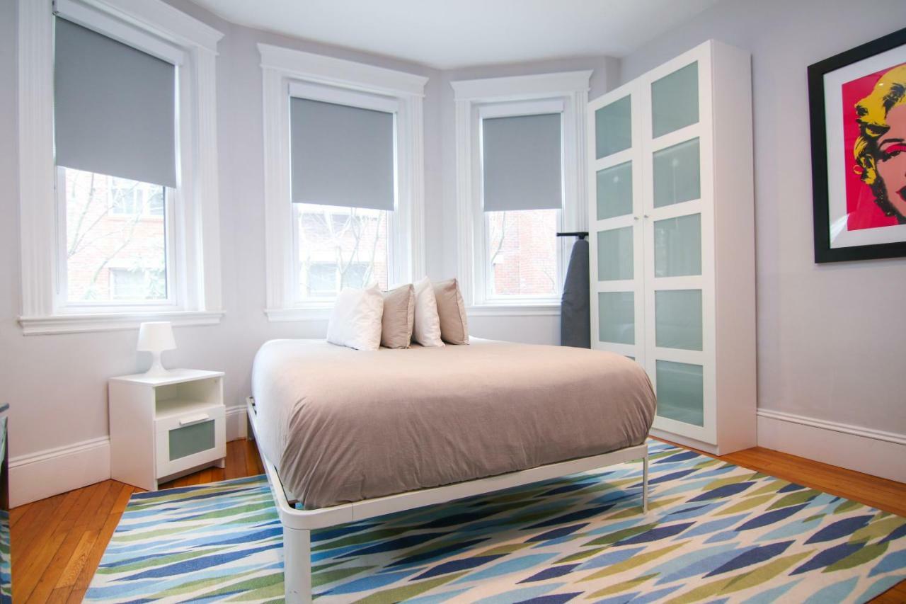 A Stylish Stay W/ A Queen Bed, Heated Floors.. #14 Brookline Kültér fotó